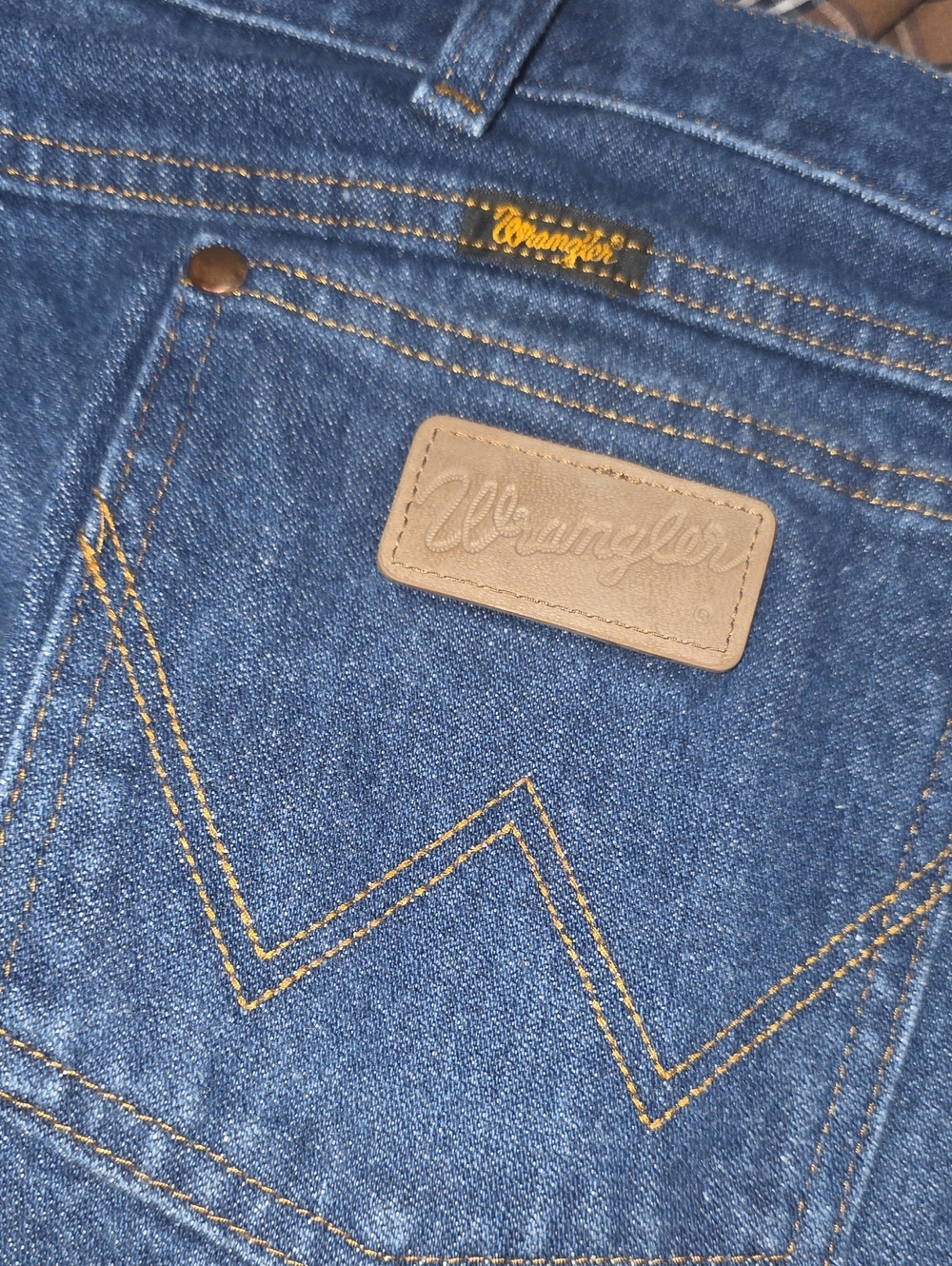 Wrangler Men's Dark Blue Straight Leg Jeans with Gold Stitching 40x30